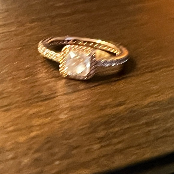 Pandora Halo Rose gold Ring - Picture 4 of 4